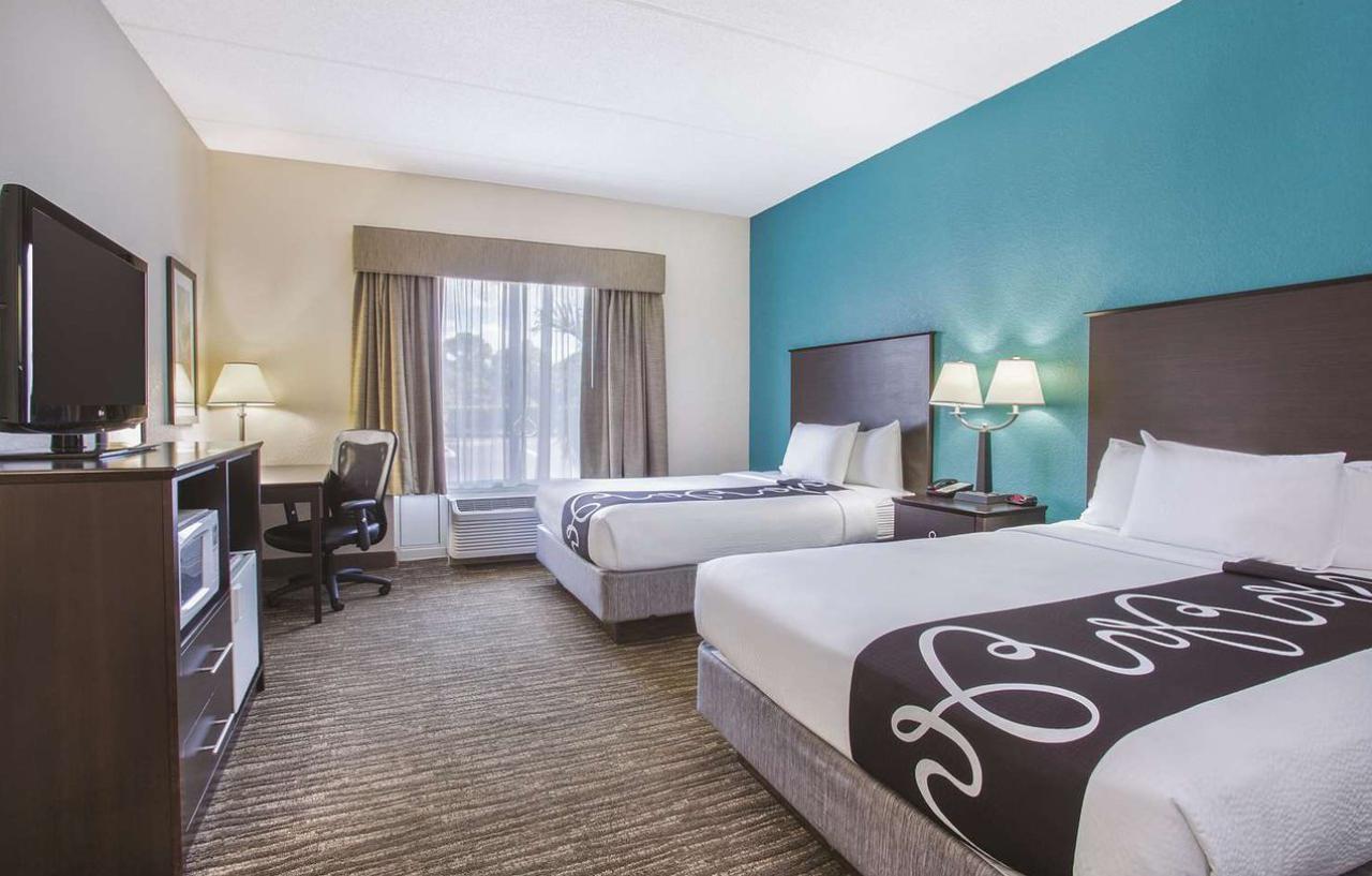 فندق لا كوينتا إن آند سويتس باي ويندام سارسوتا - I75 The Meadows المظهر الخارجي الصورة